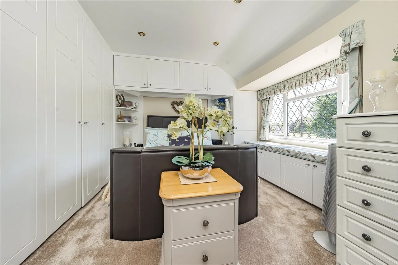 Dell Road, West Drayton, UB7, photo 13