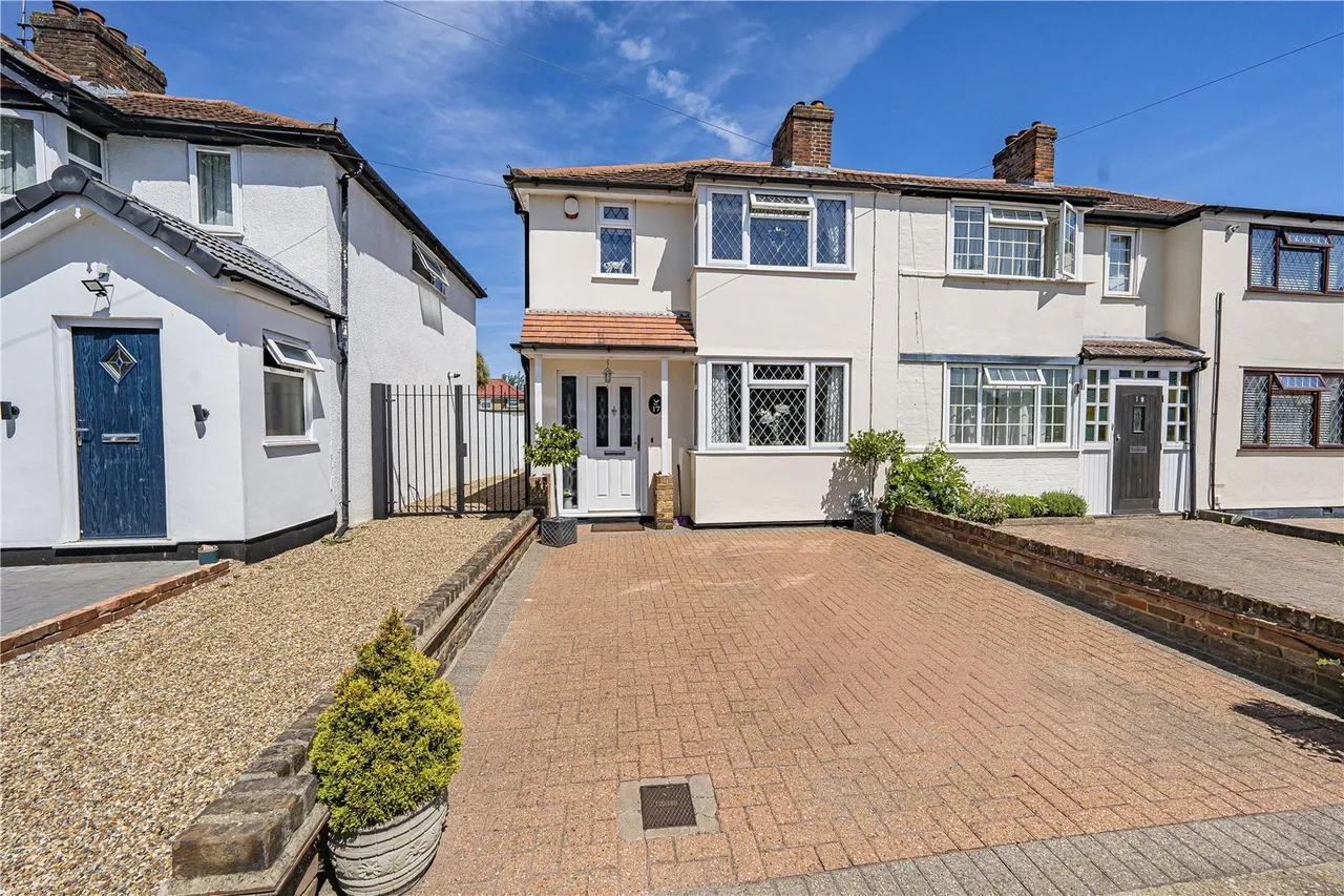 2 bed house for sale, Dell Road, West Drayton, UB7