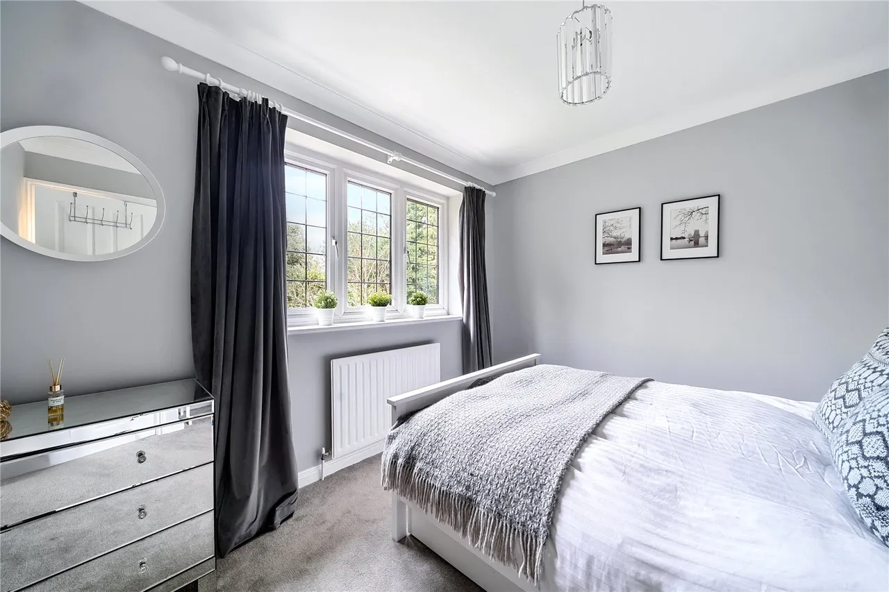 Claremont Avenue, Camberley, Surrey, GU15 2DR, photo 19