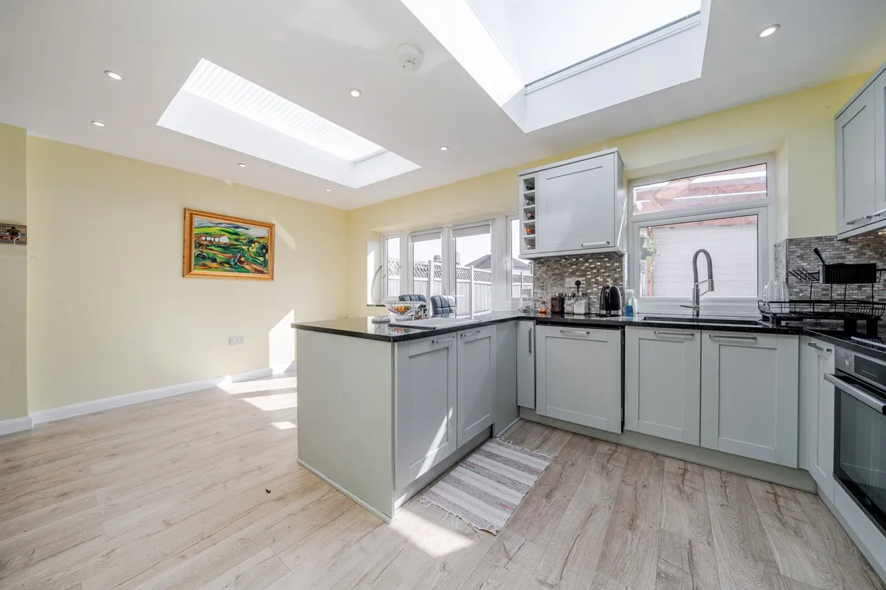 Ashbourne Avenue, Bexley, DA7, photo 11
