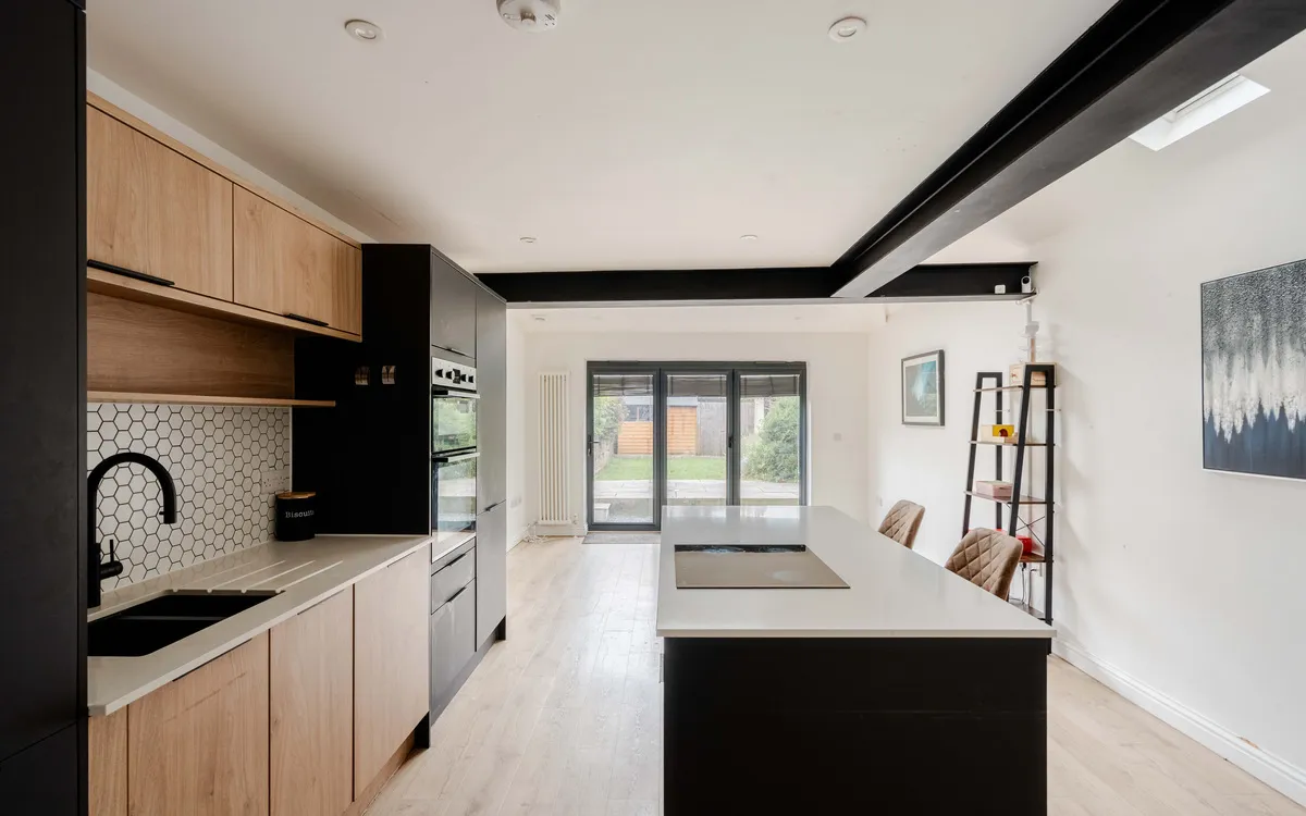 3 bed house for sale, Leighton Road, Knowle, BS4