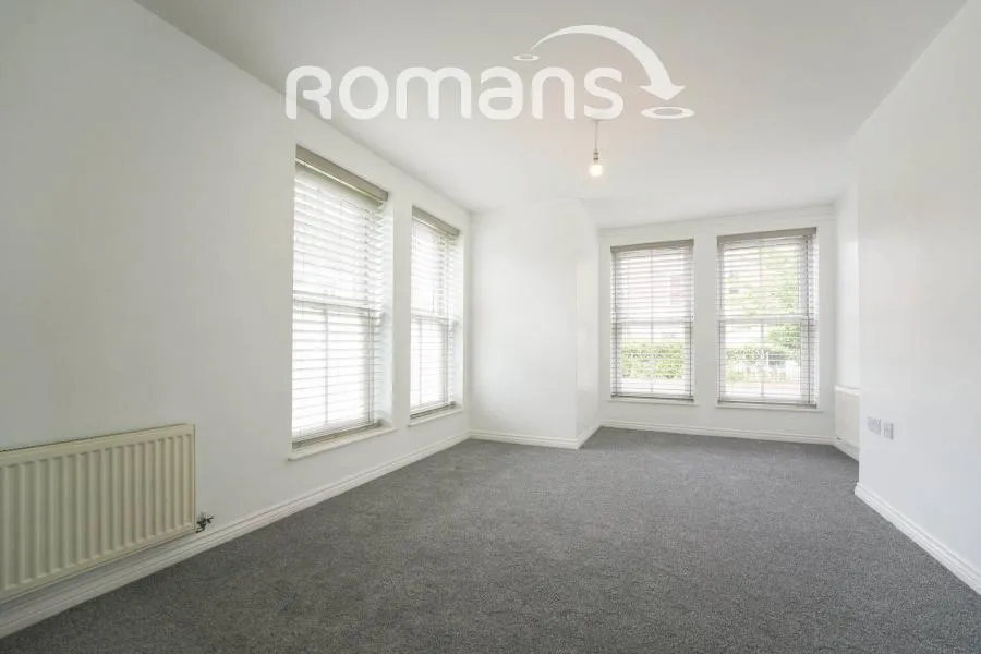 Luna Close, Swindon, SN25, photo 3