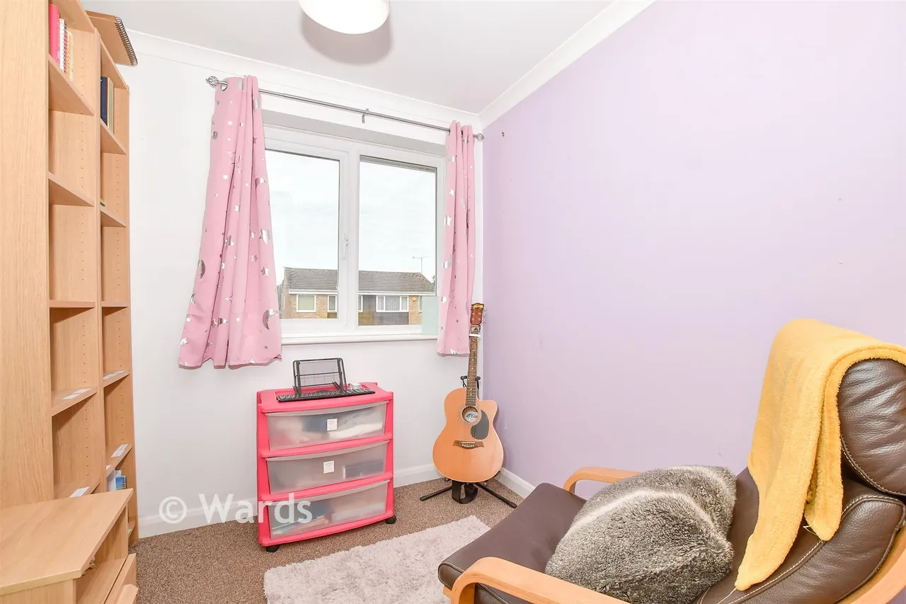 Cobbs Close, Paddock Wood, TN12, photo 10
