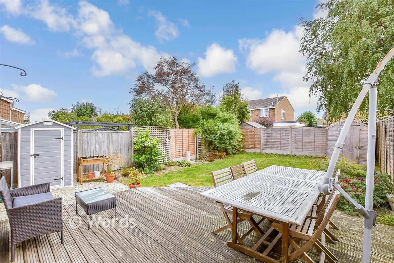 Cobbs Close, Paddock Wood, TN12, photo 12