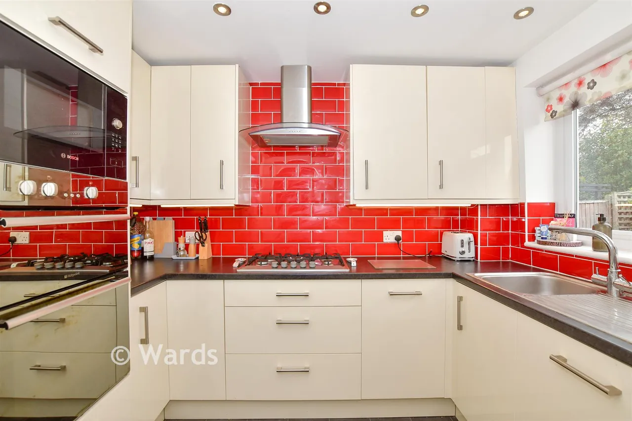 Cobbs Close, Paddock Wood, TN12, photo 2