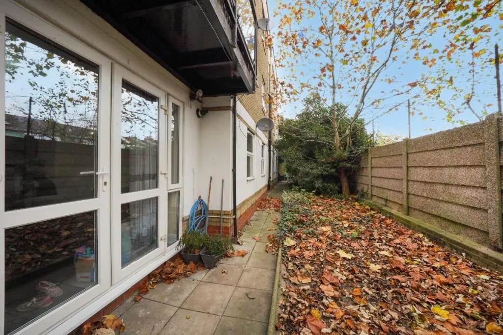 Wellington Road, London, E7, photo 5