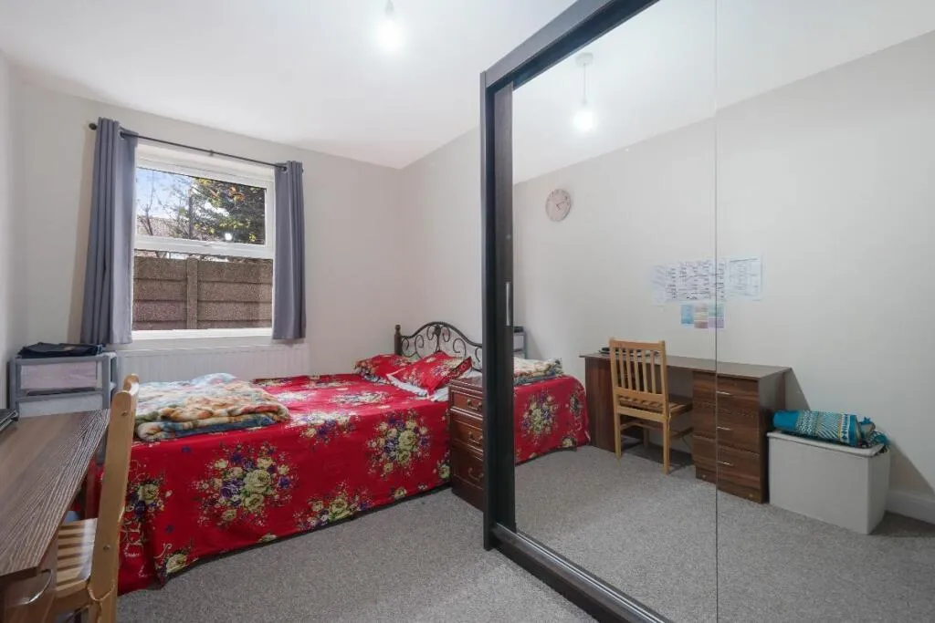 Wellington Road, London, E7, photo 9