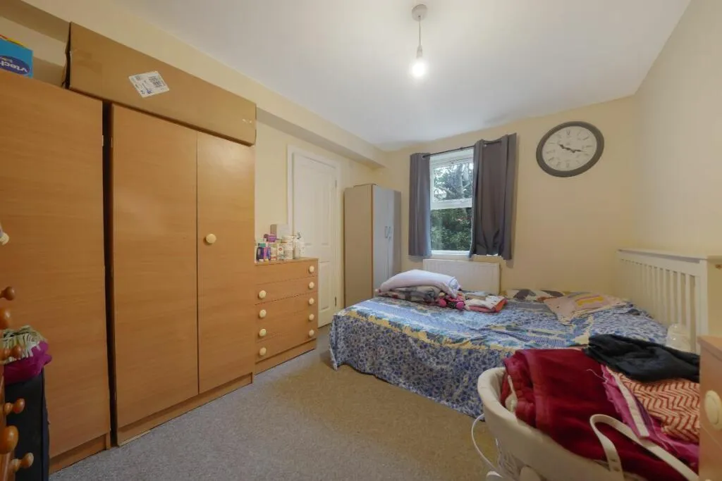 Wellington Road, London, E7, photo 7