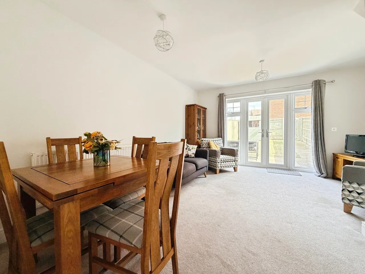 Emerald Avenue, Fleet, Hampshire, GU51 5DG, photo 4