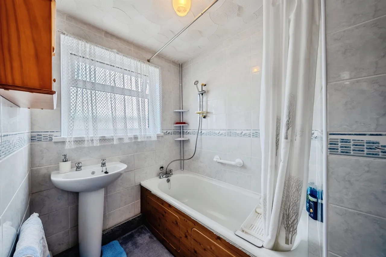 Mount Pleasant Road, Ebbw Vale, NP23, photo 26