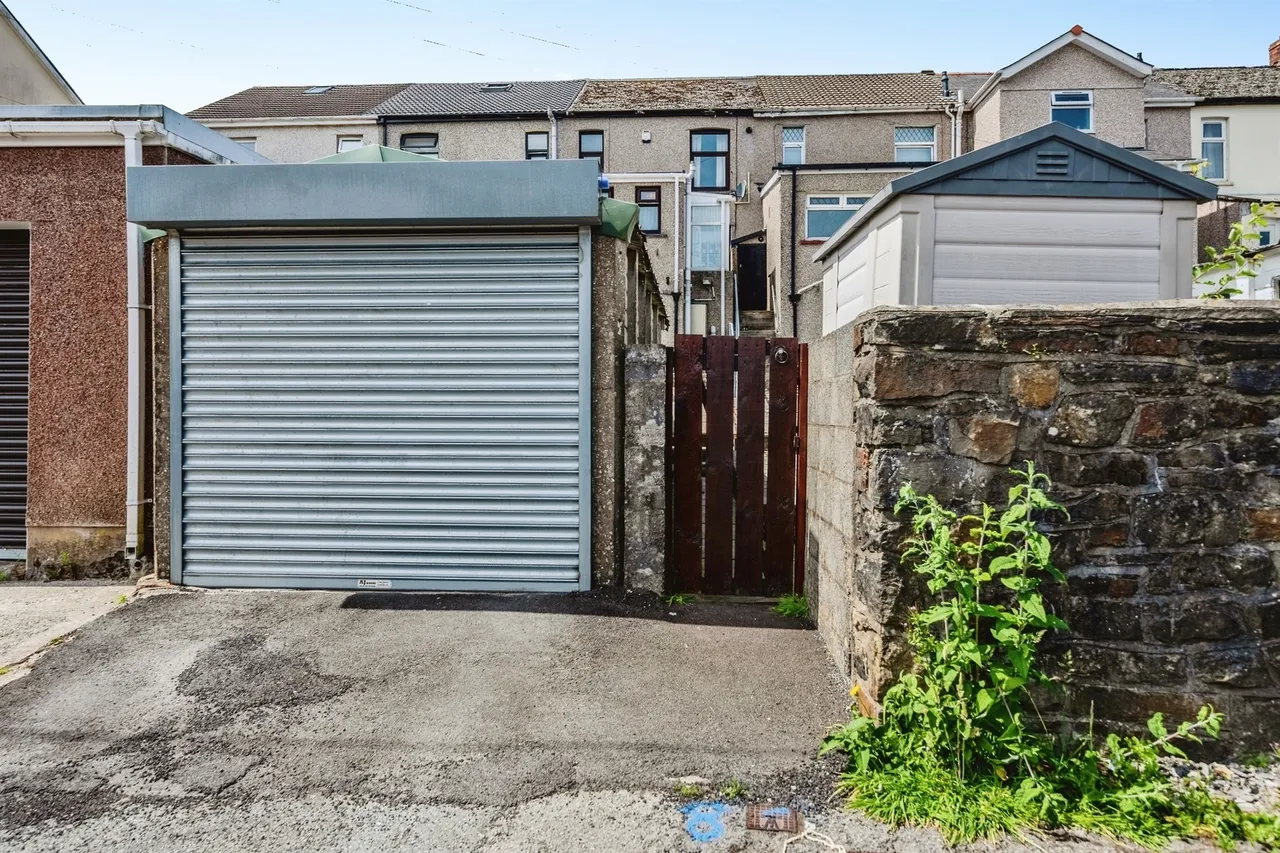 Mount Pleasant Road, Ebbw Vale, NP23, photo 9