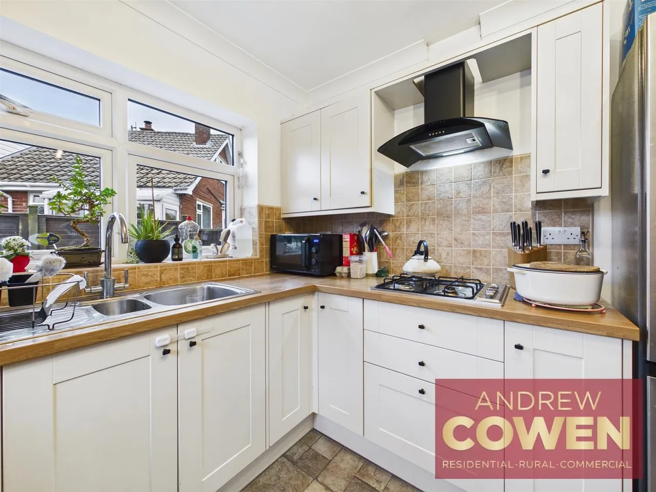 Burniston Gardens, Scarborough YO13 0HW, photo 5