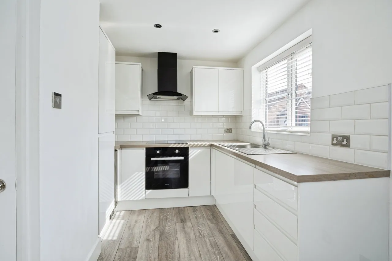 Thurlow Close, Chingford, E4, photo 7