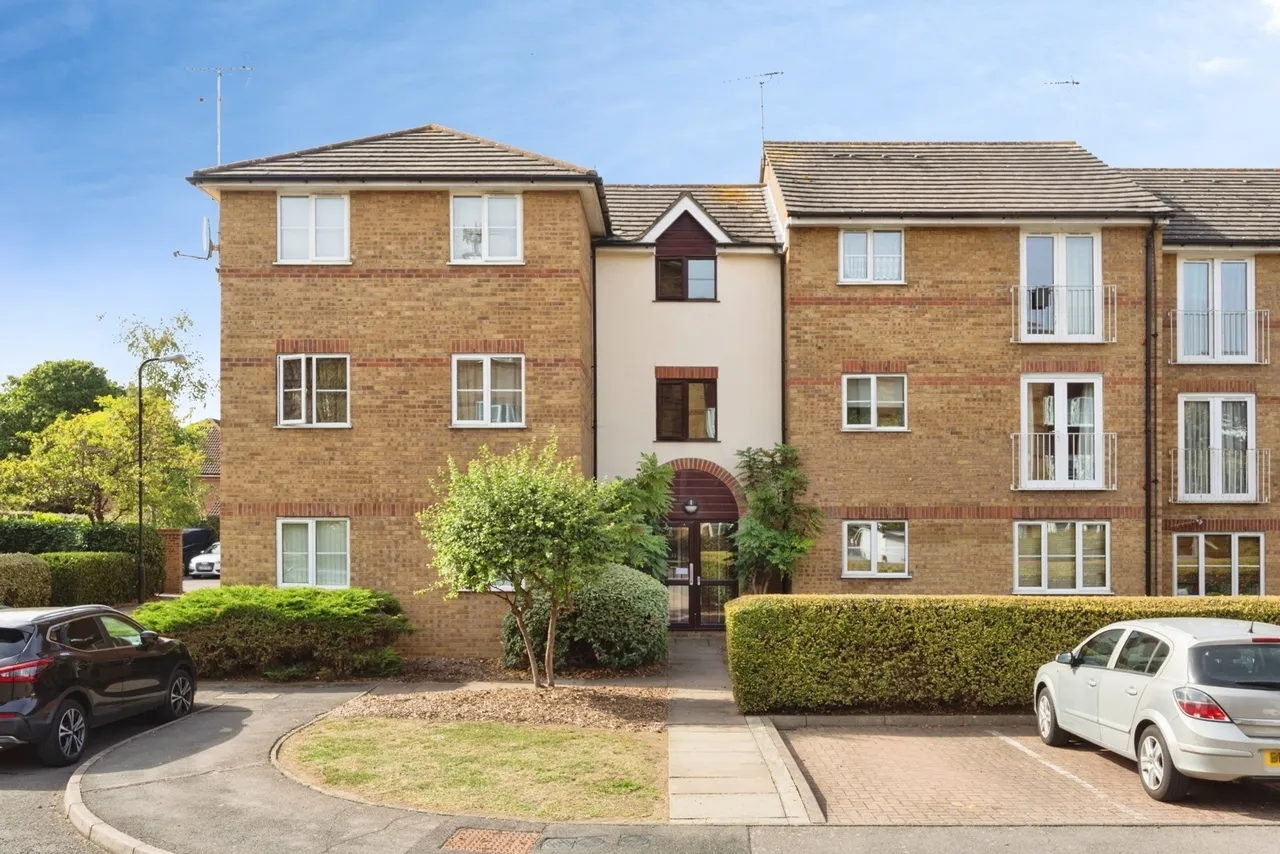 1 bed flat for sale, Thurlow Close, Chingford, E4