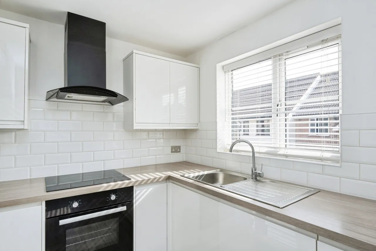 Thurlow Close, Chingford, E4, photo 2