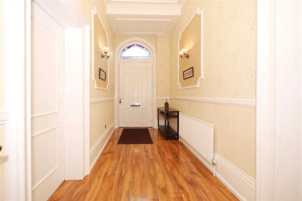 Spring Bank Place, Bradford, BD8, photo 2