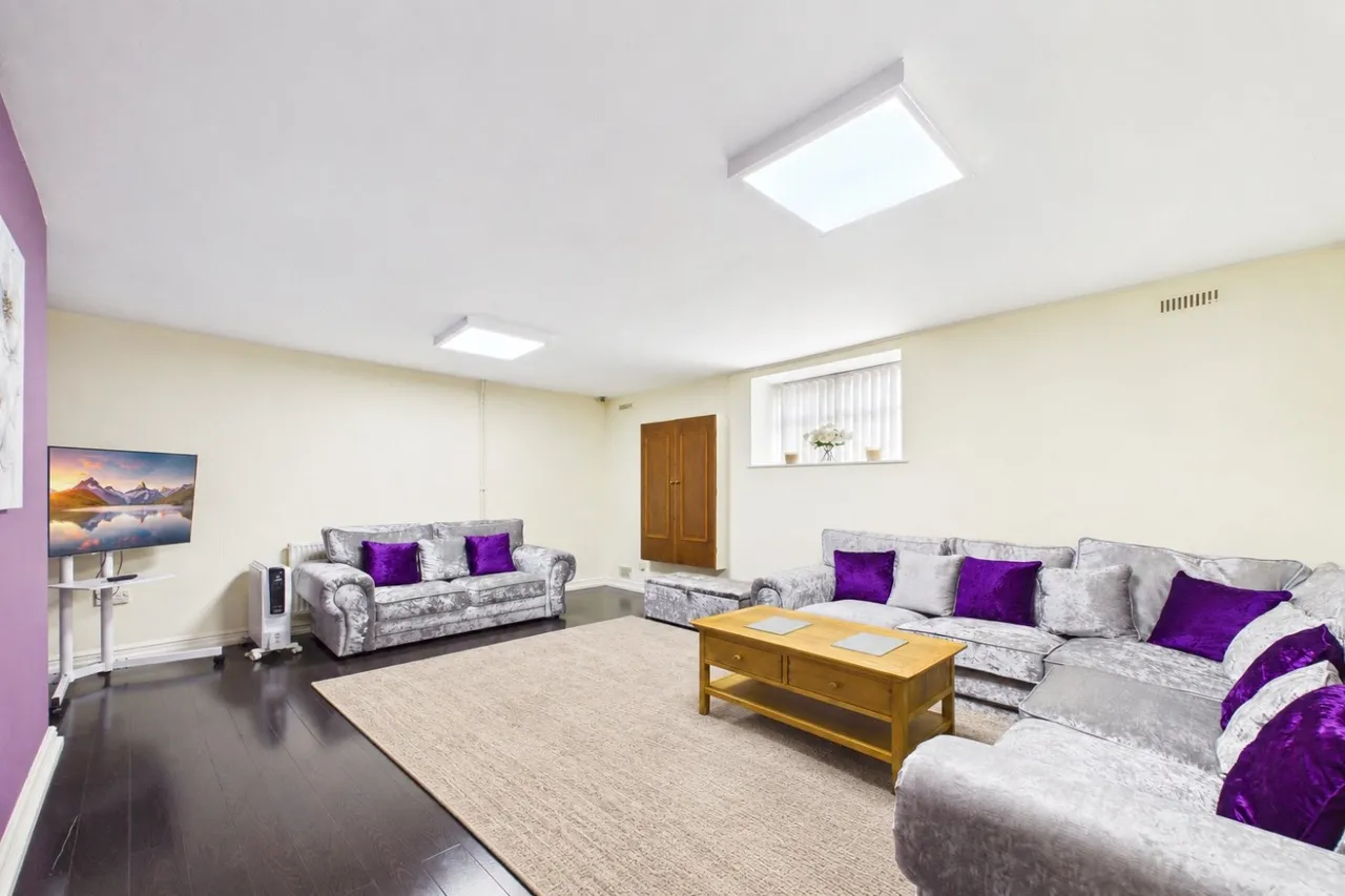 Spring Bank Place, Bradford, BD8, photo 17