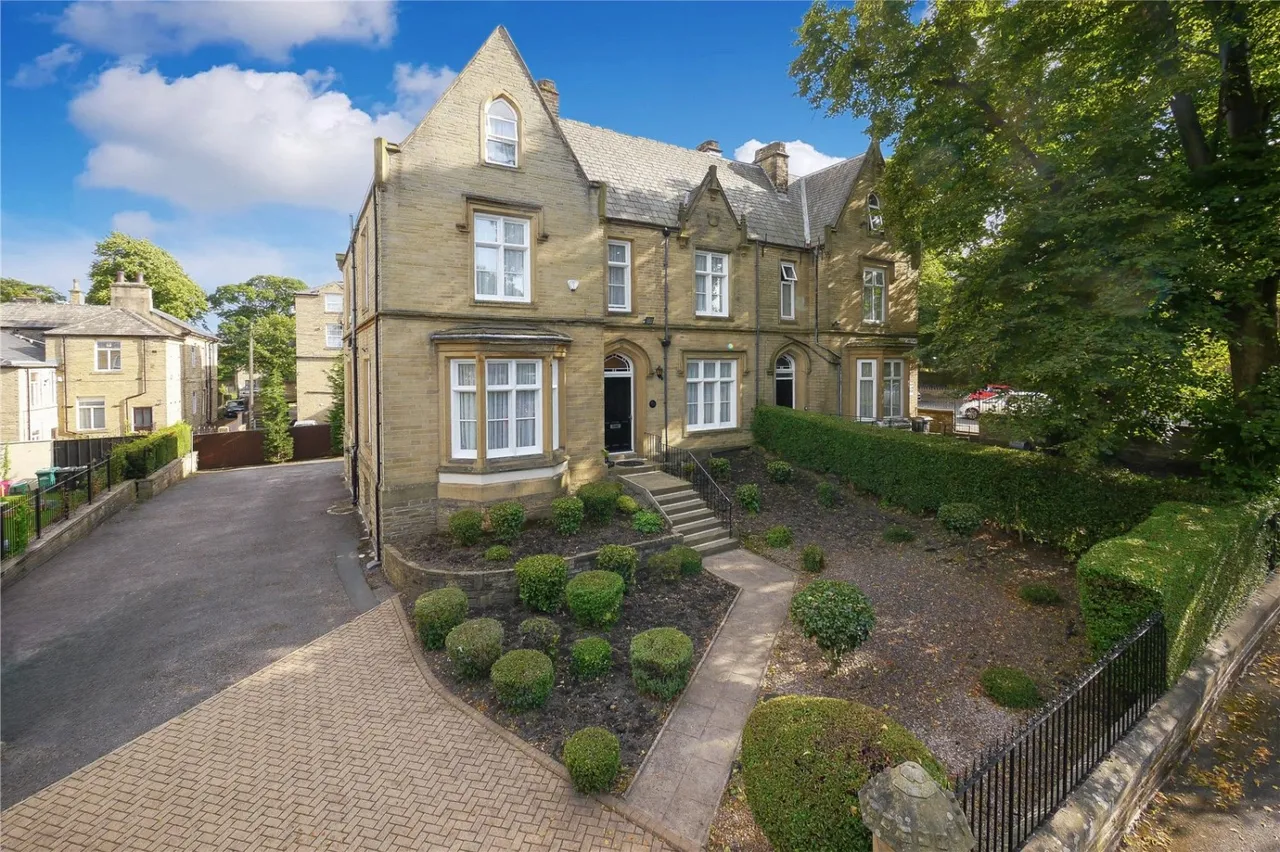5 bed house for sale, Spring Bank Place, Bradford, BD8
