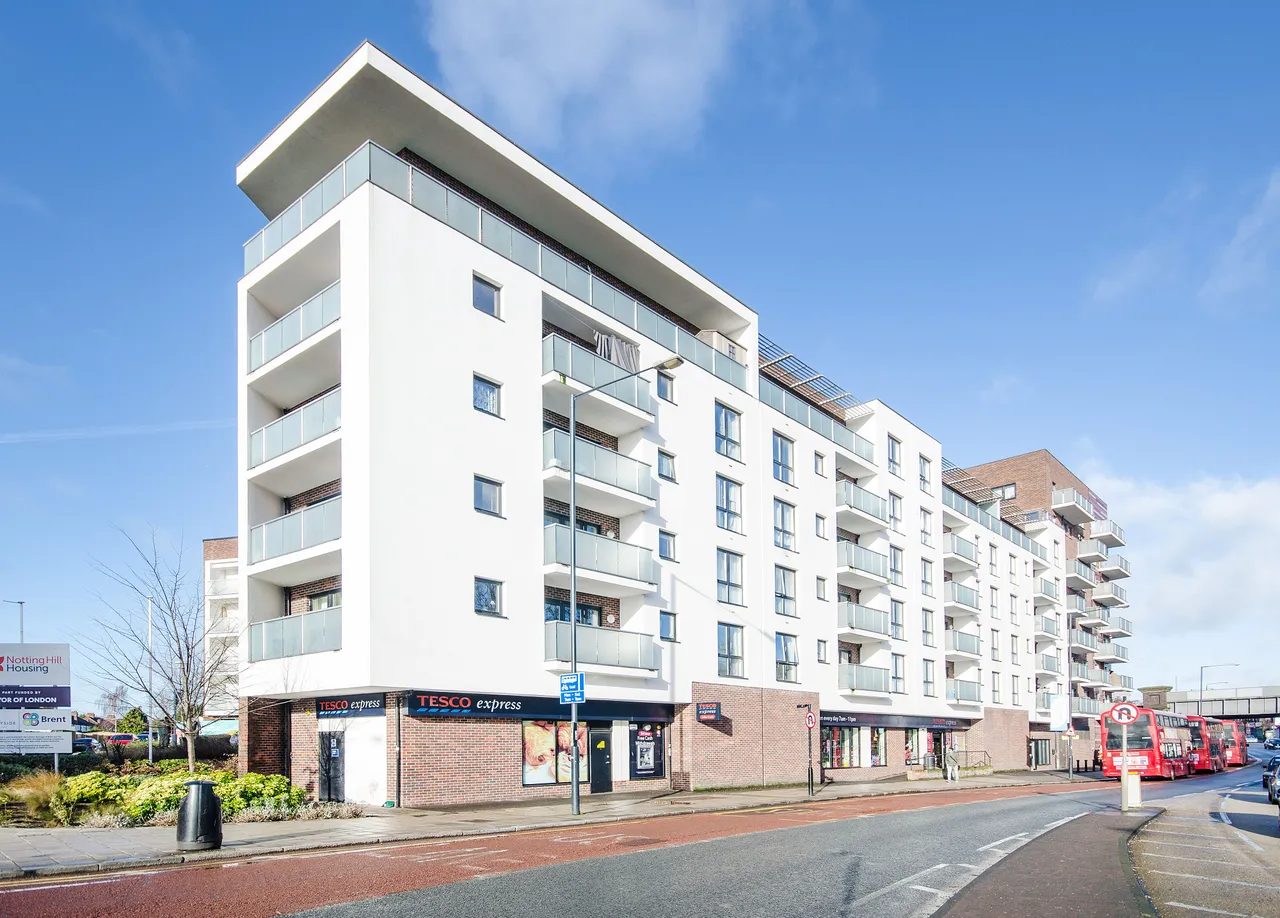 1 bed flat to rent, Wembley, HA0