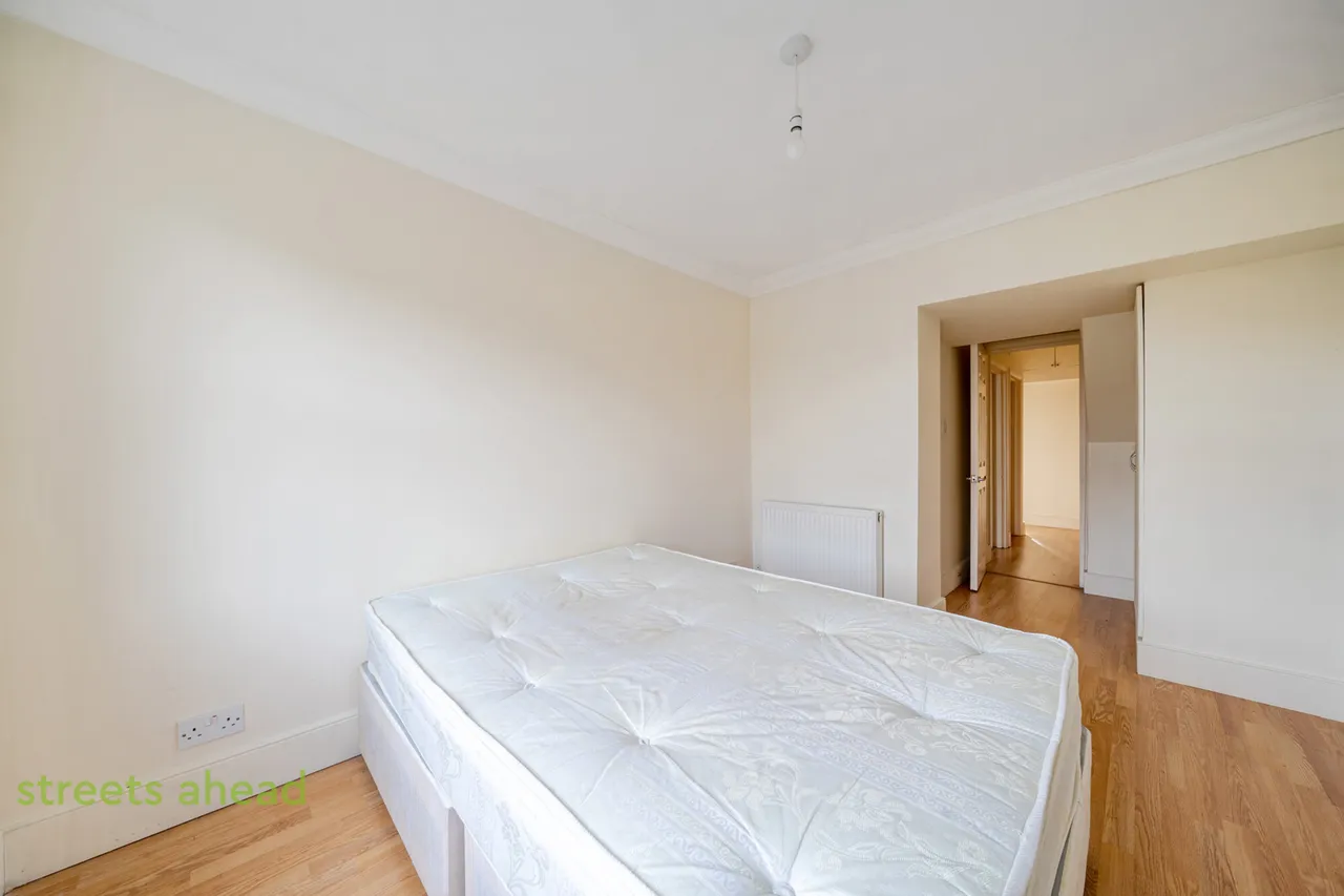 Gipsy Road, London, SE27, photo 9