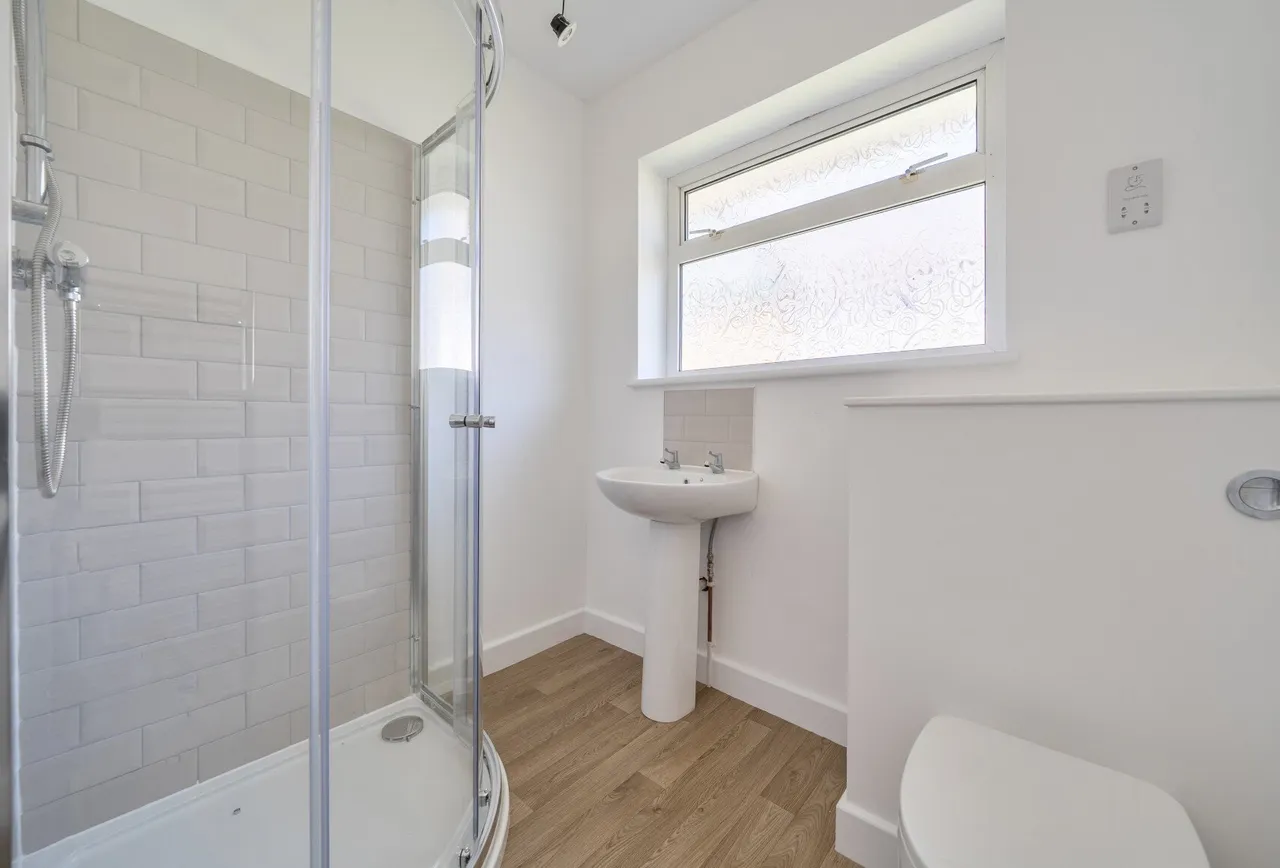 St. Anthonys Drive, Gloucestershire, Wick, BS30 5PW, photo 9