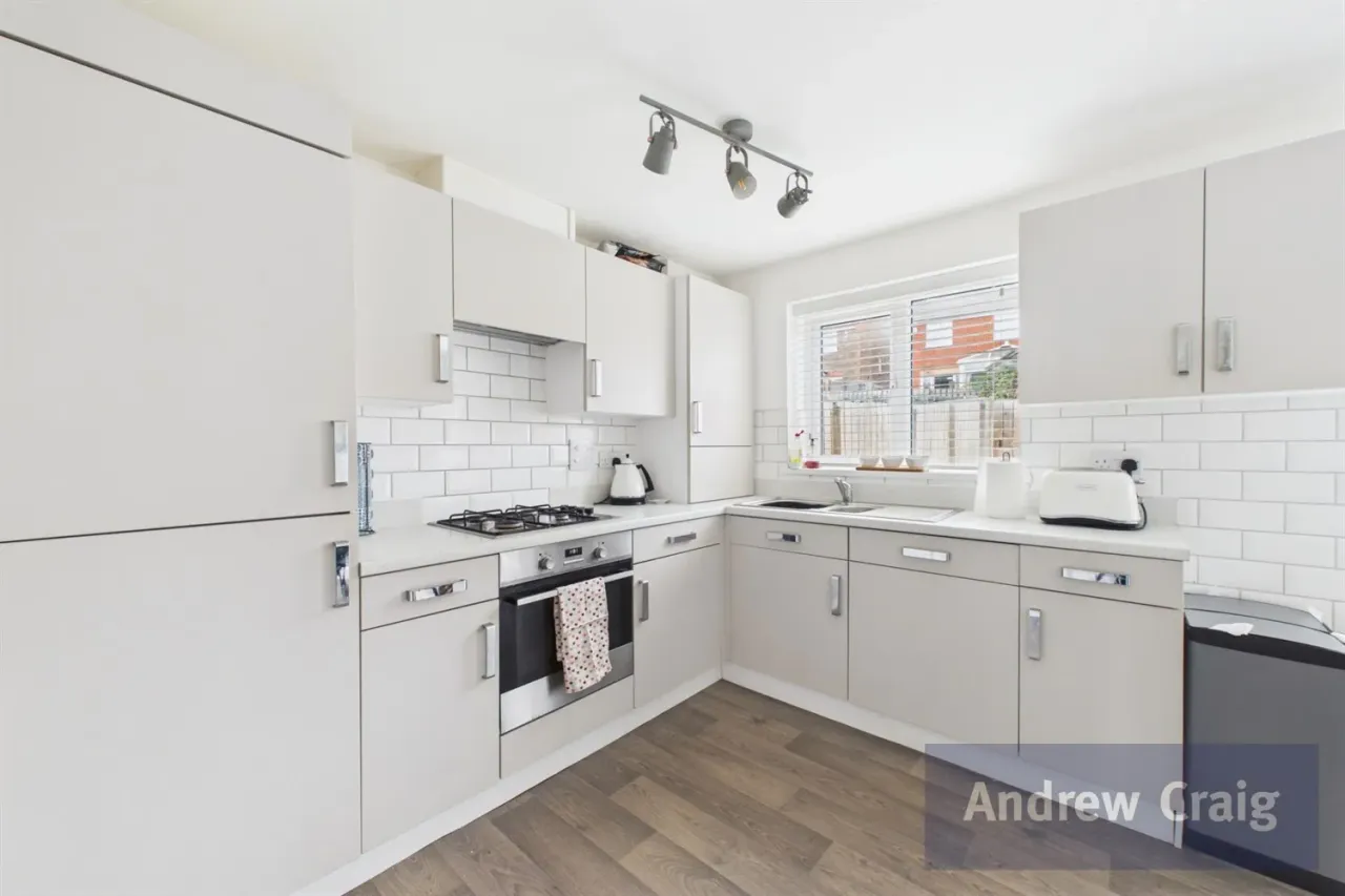 Wilshire Close, Sunderland, SR2, photo 8
