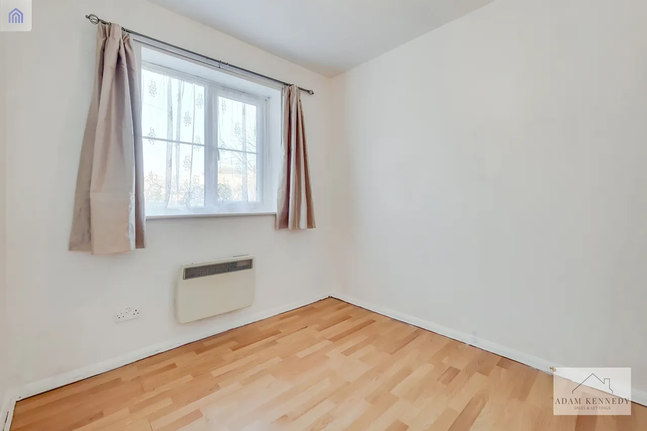 Flat 2 Stuart House 24 Scotland Green Road, Enfield, Greater London, EN3 4RU, photo 6