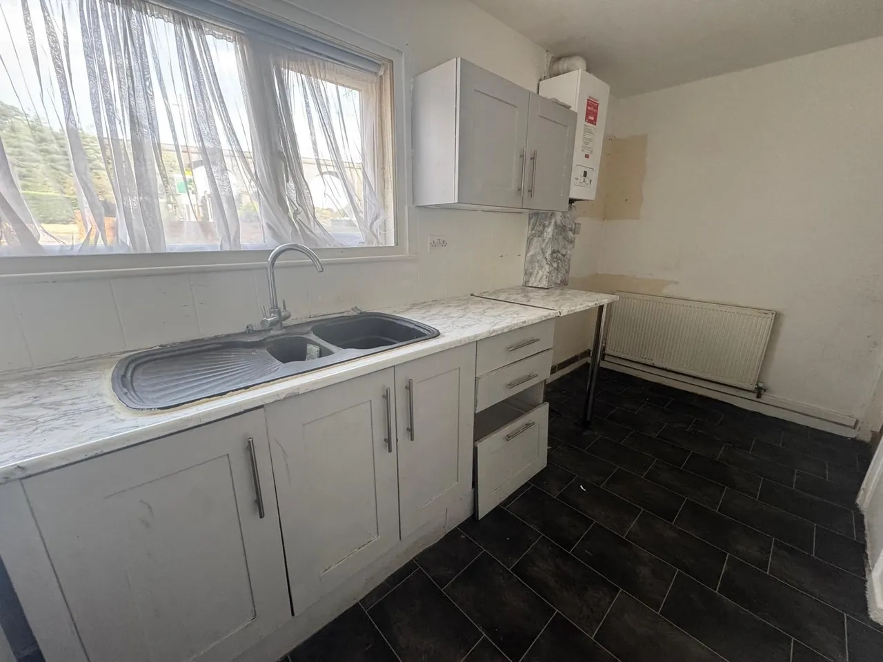 St. Cecilia Close, Kidderminster, DY10, photo 3