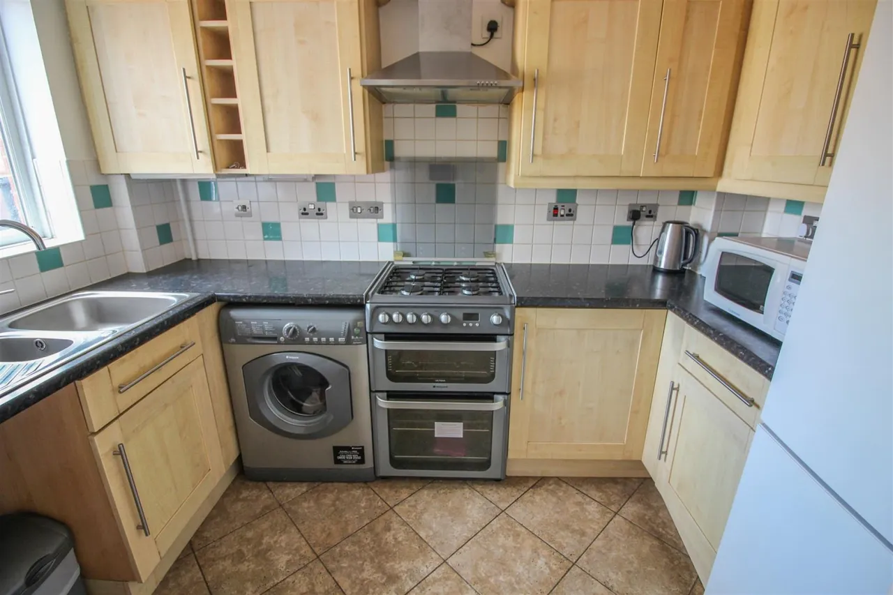 Tickenhall Drive, Church Langley, CM17, photo 2