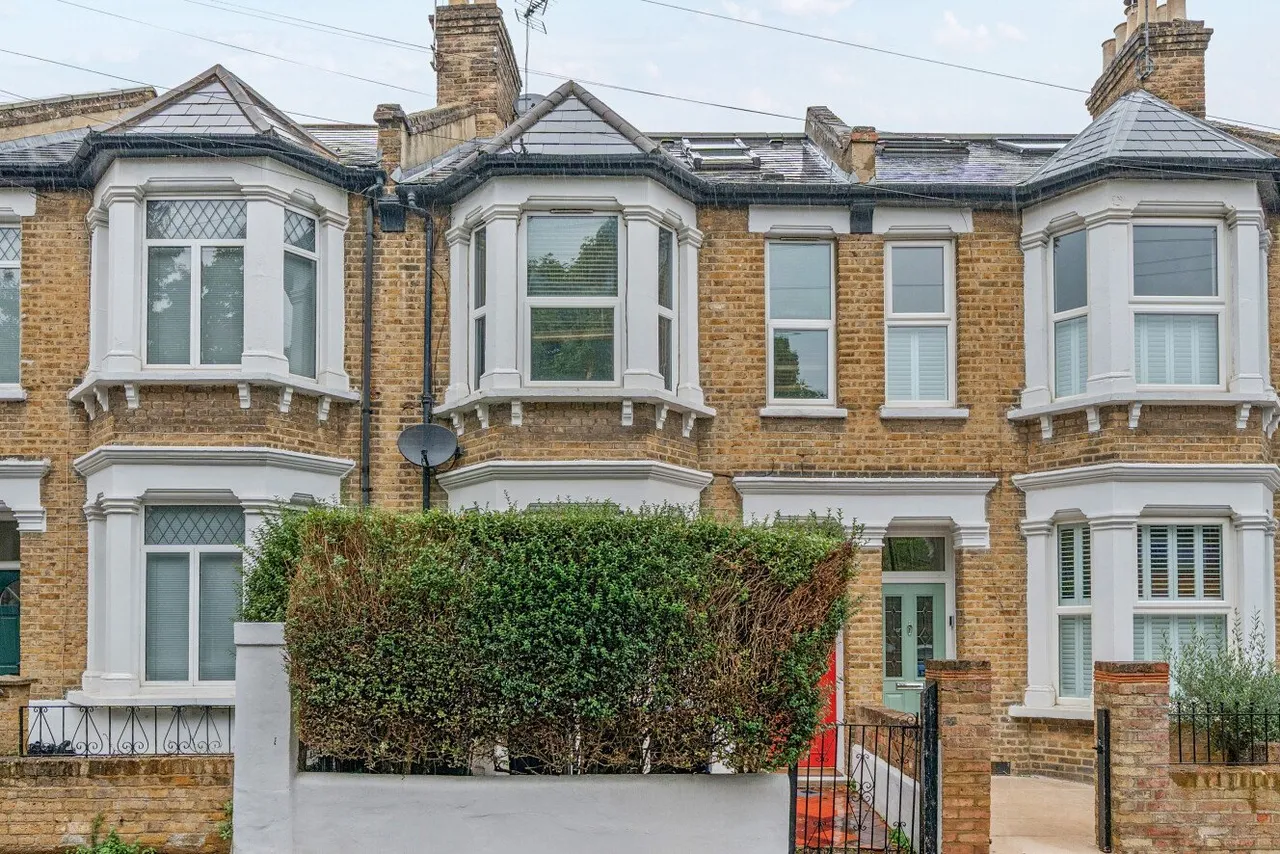 2 bed flat for sale, Leythe Road, Acton, W3