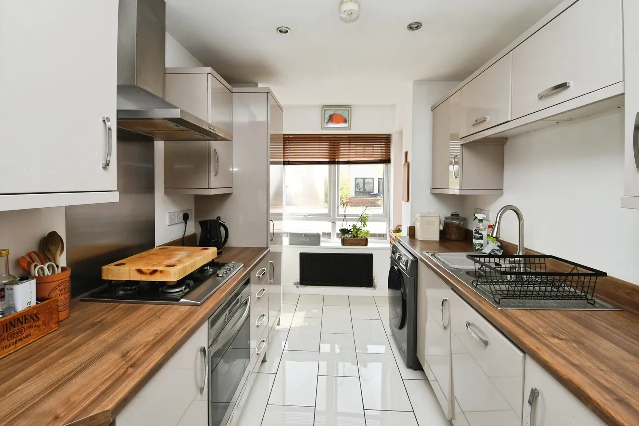 Canal Court, Saxilby. Lincoln, photo 4