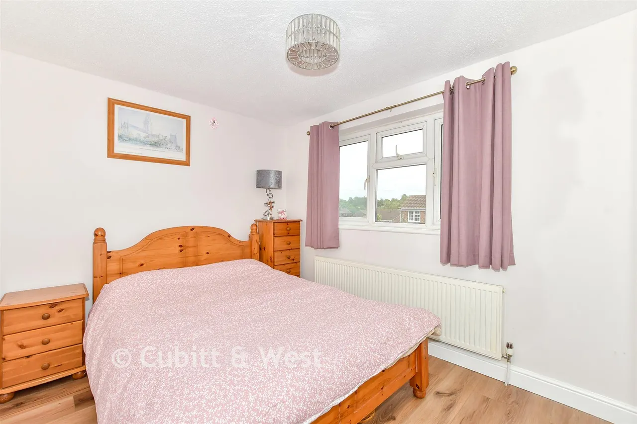 Marlborough Close, Chichester, PO19, photo 8