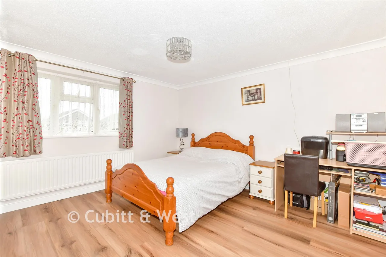 Marlborough Close, Chichester, PO19, photo 7