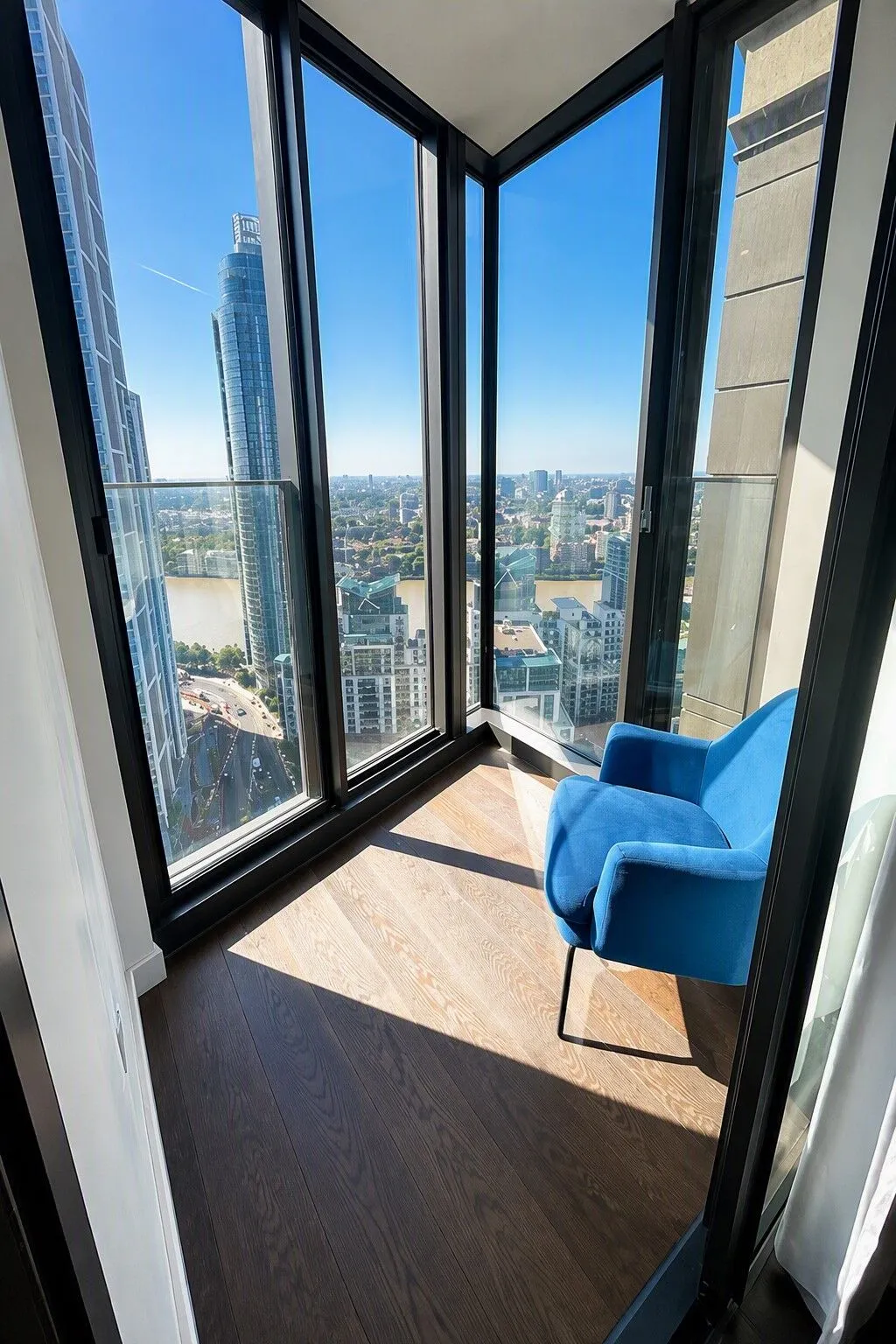 2608, Damac Tower, 63-71 Bondway, London, photo 4