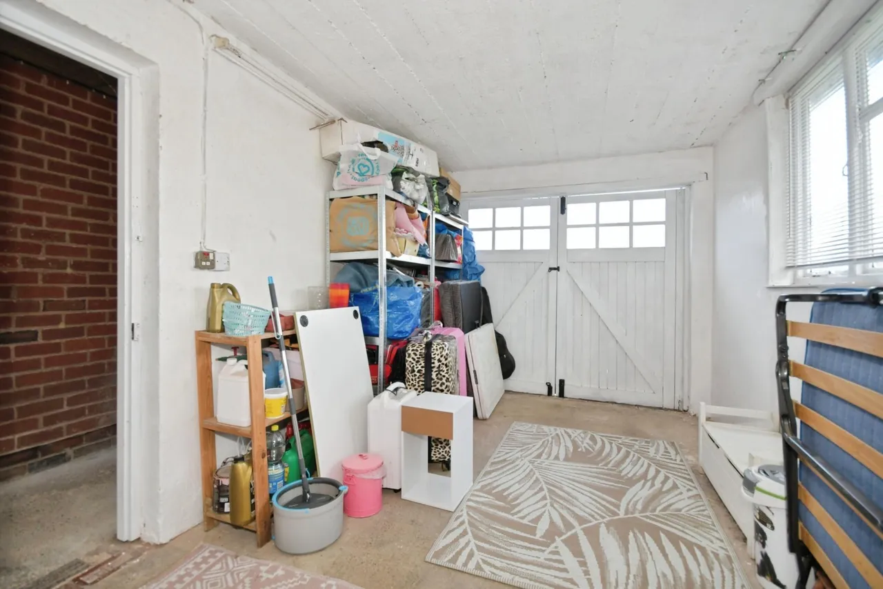 Sylvia Road, Dronfield, S18, photo 18