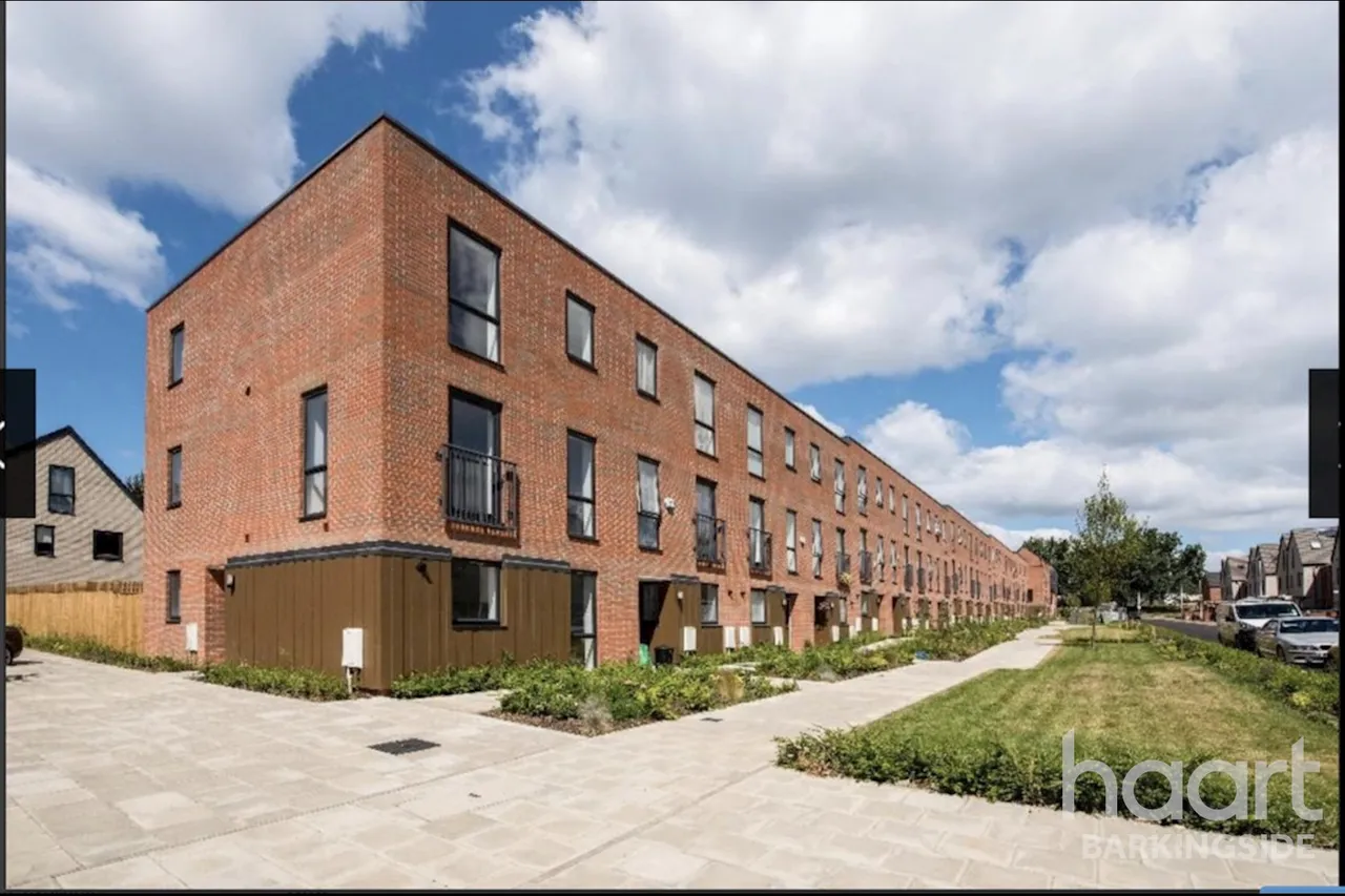5 bed house to rent, Ilford, IG6