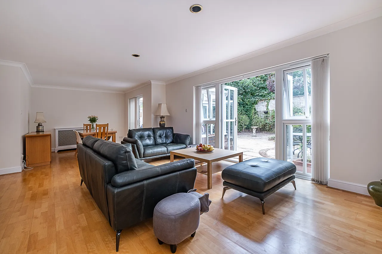 Paget Place, Kingston Upon Thames, KT2, photo 4
