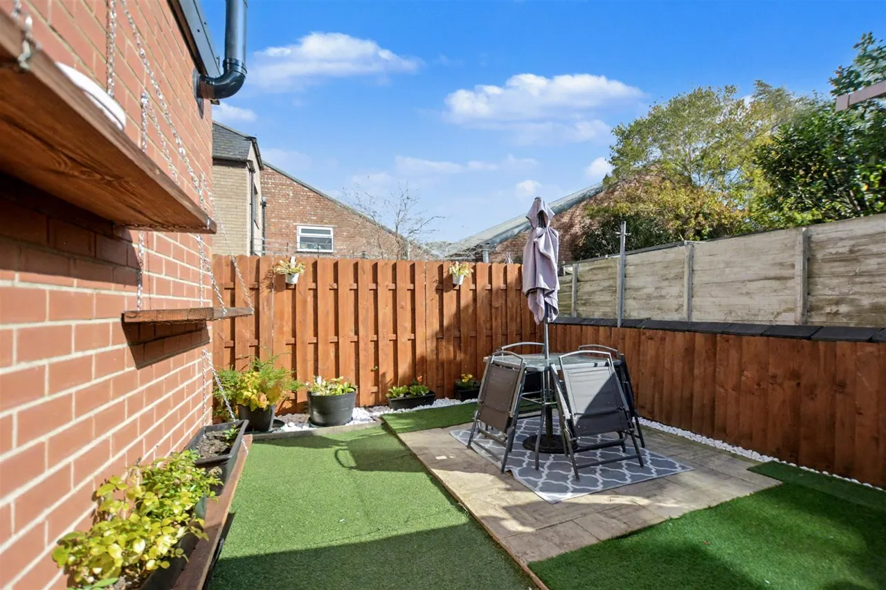 Highfield Street, Long Eaton, NG10, photo 9