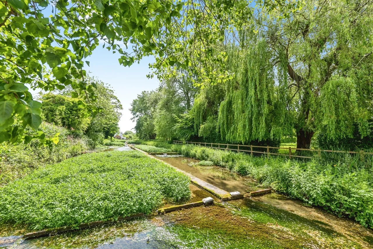Nolay Close, Ewelme, OX10, photo 12