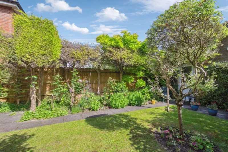 Orchard Drive, Wooburn Green HP10 0QN, photo 13