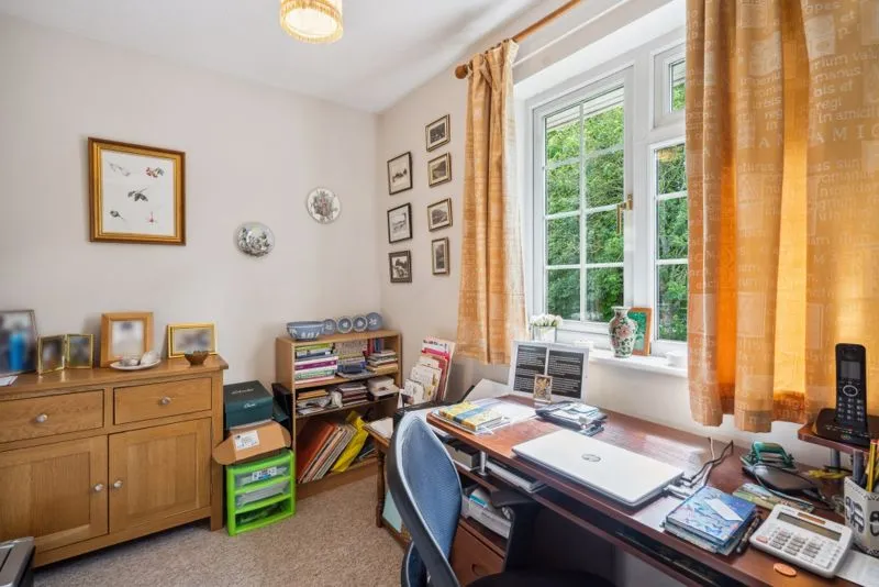 Orchard Drive, Wooburn Green HP10 0QN, photo 11