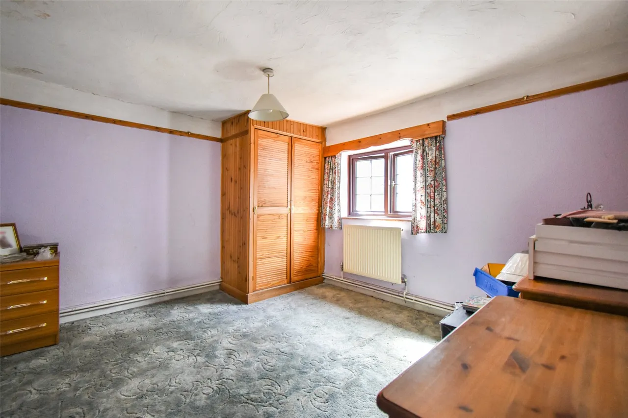 Newnham Road, Newnham, Hook, Hampshire, RG27 9AE, photo 15