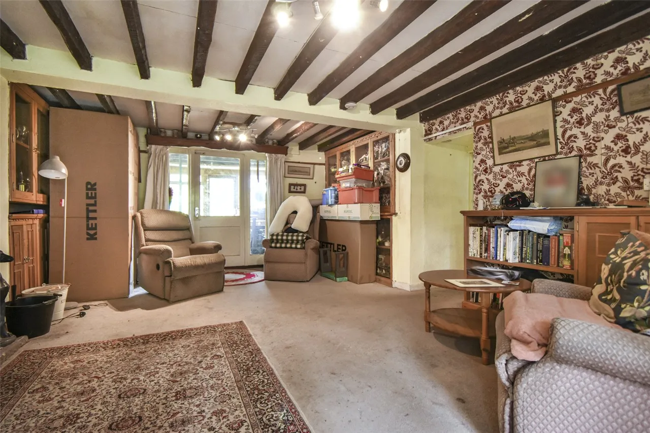 Newnham Road, Newnham, Hook, Hampshire, RG27 9AE, photo 13