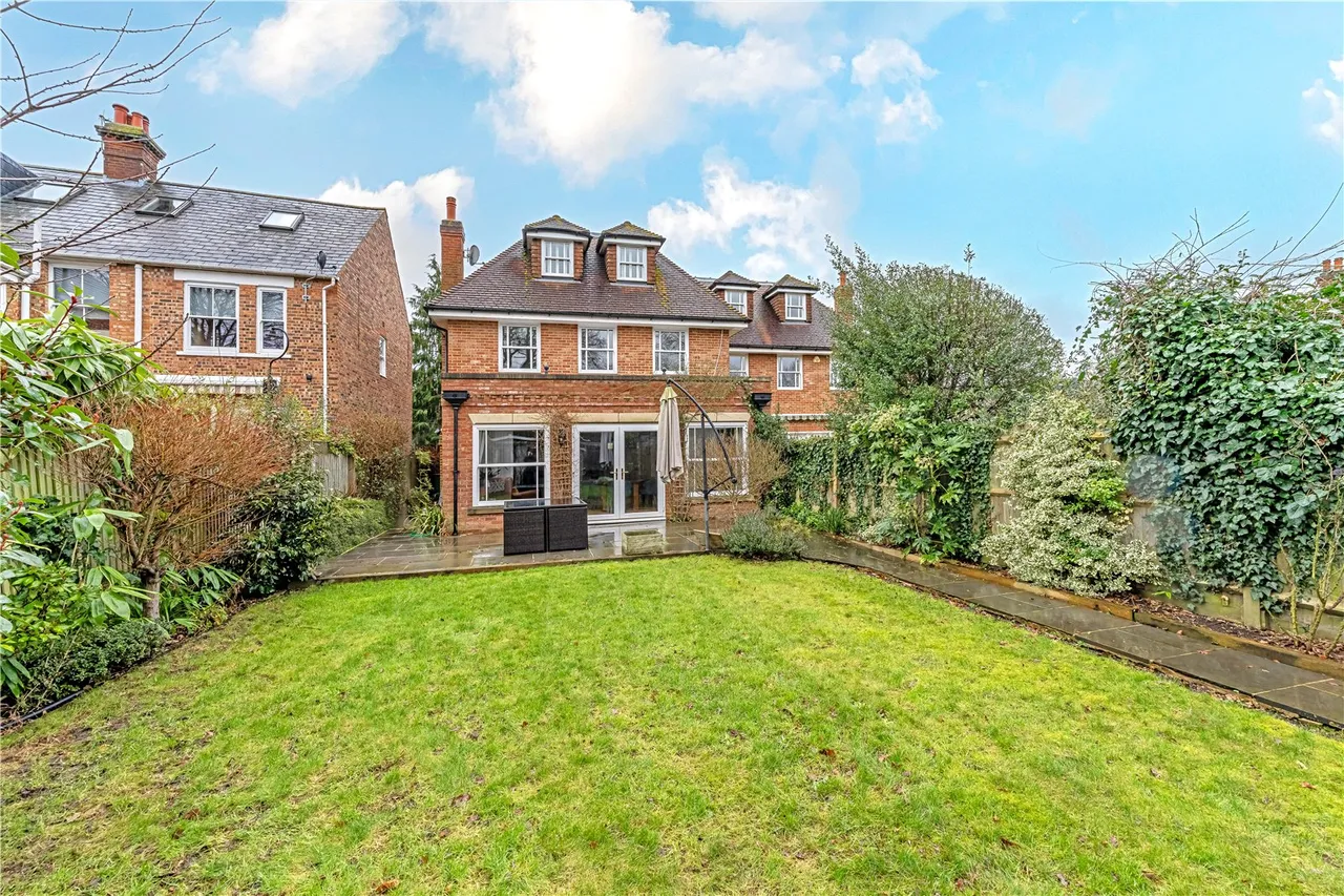 The Avenue, Hampton, TW12 3RN, photo 17