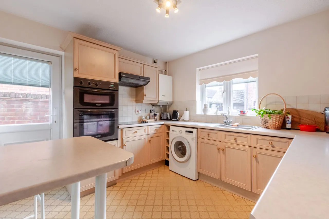 Peters Close, Welling, photo 10