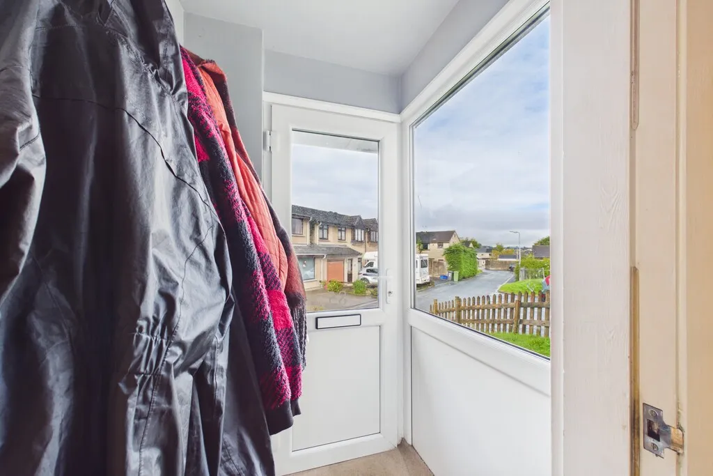 Hayclose Crescent, Kendal, LA9, photo 10