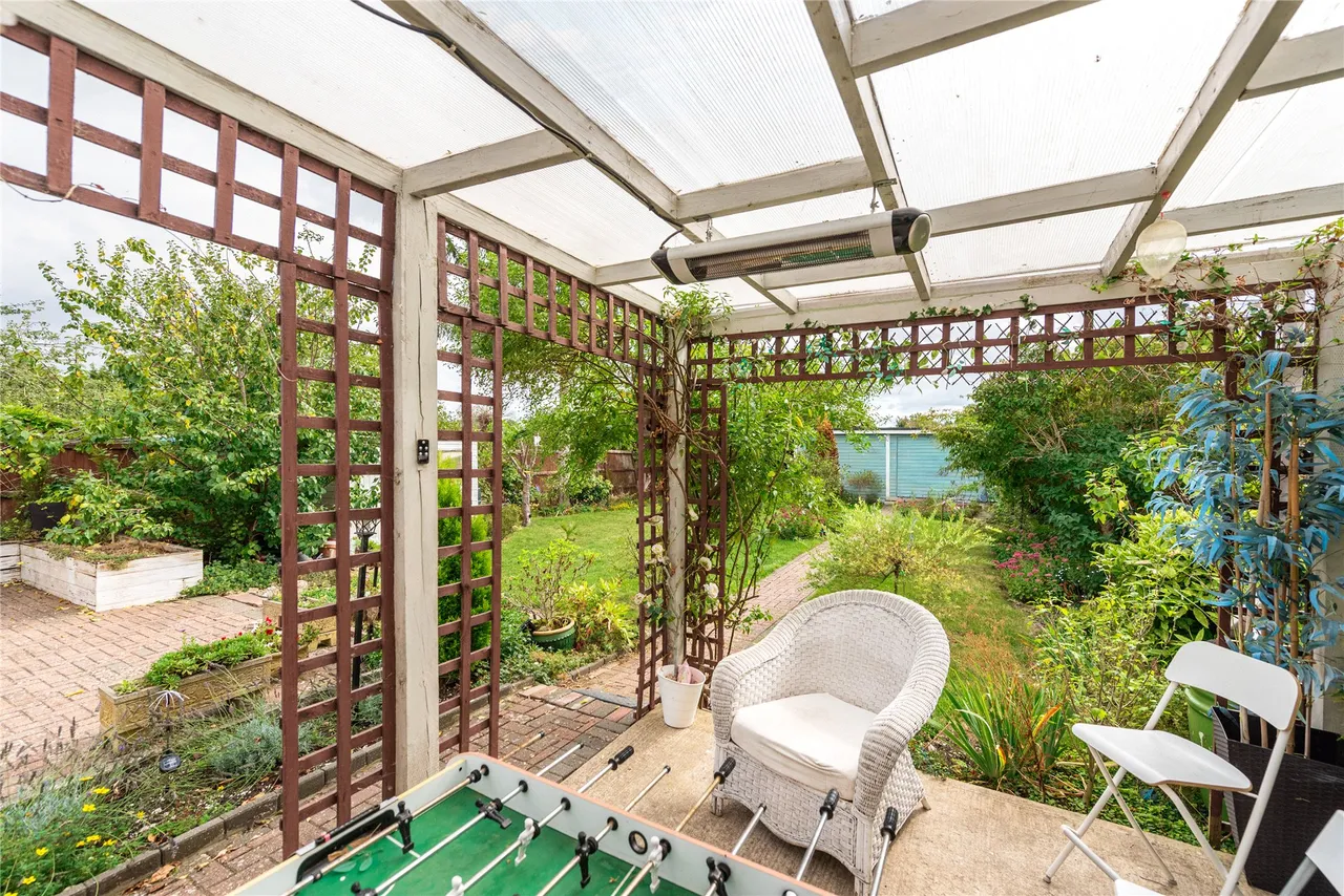 Grendon Way, Bierton, HP22, photo 14
