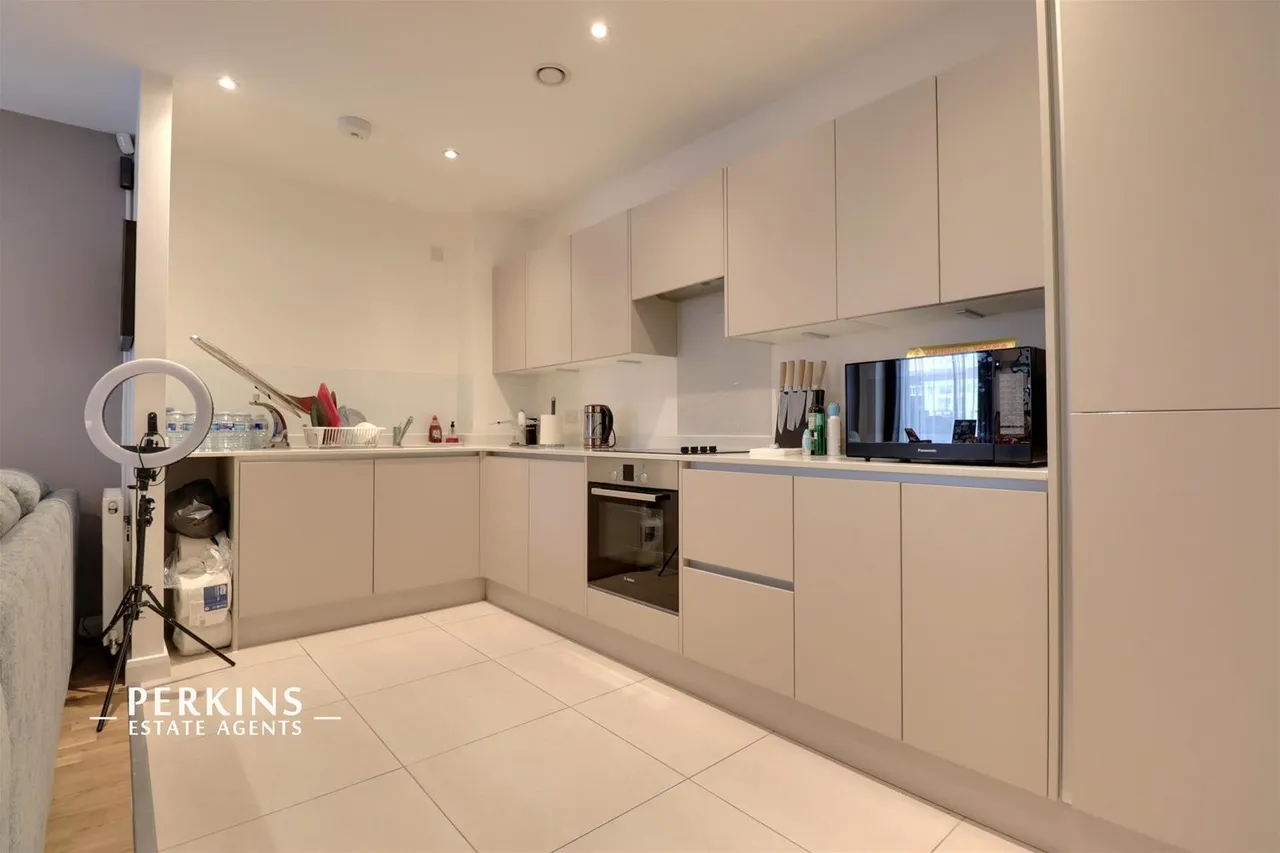 Signia court, Wembley, HA9, photo 2