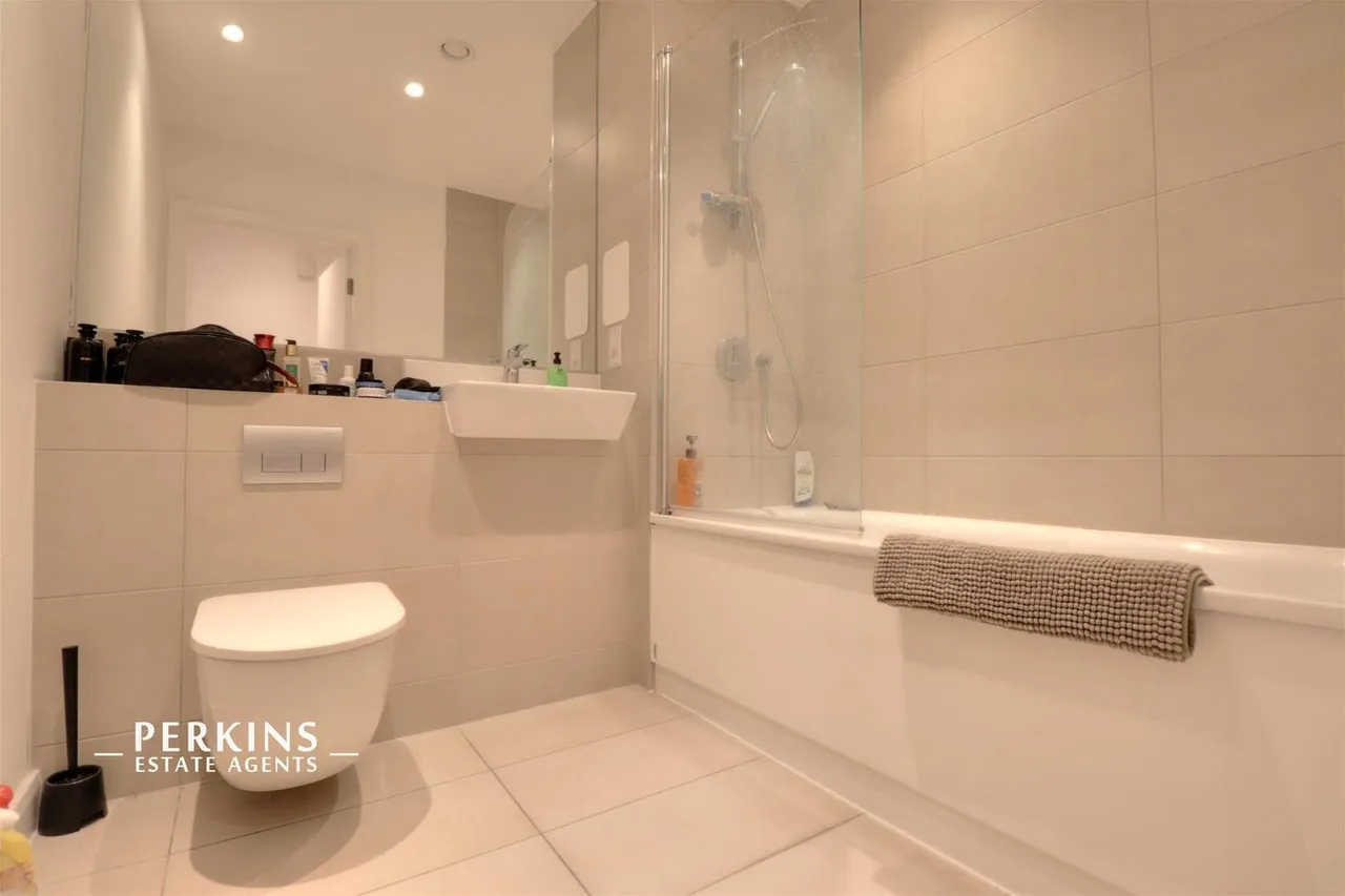 Signia court, Wembley, HA9, photo 4