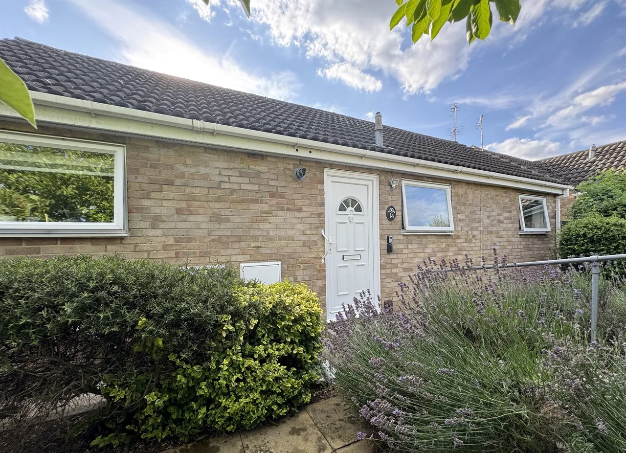2 bed house for sale — William Boys Close, Greenstead, COLCHESTER